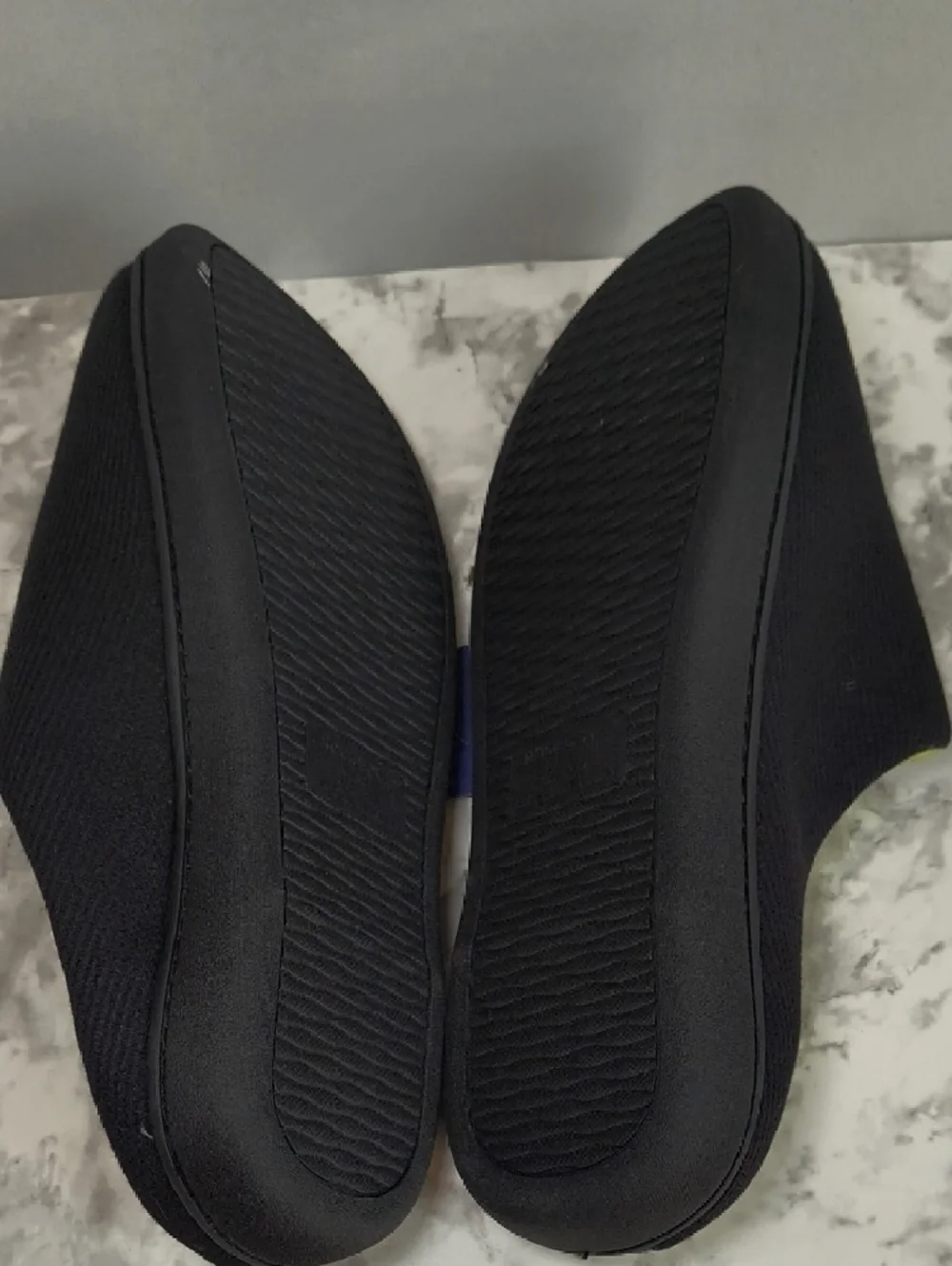 RockDove Men Size 11/12 Two-Tone Memory Foam Slipper Black Lime Slip On NWT